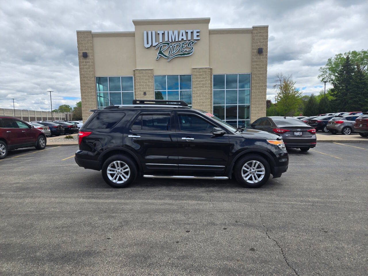Black 2015 Ford Explorer XLT AWD XLT 4dr SUV 1