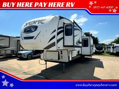 2018 Forest River Sabre 36FRP for sale at BUY HERE PAY HERE RV in Burleson TX