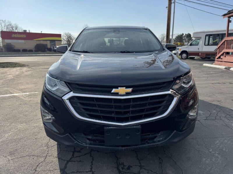 2020 Chevrolet Equinox LT photo 2