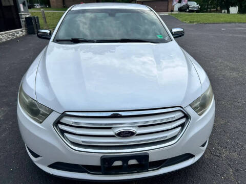 2014 Ford Taurus Limited