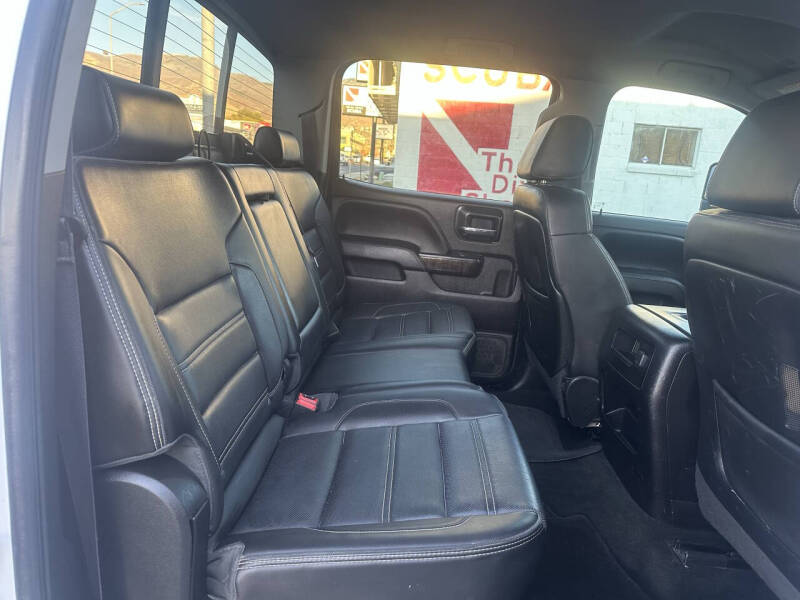 2015 GMC Sierra 2500HD Denali