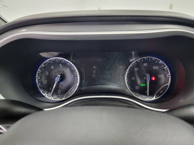 2026 Chrysler Voyager LX