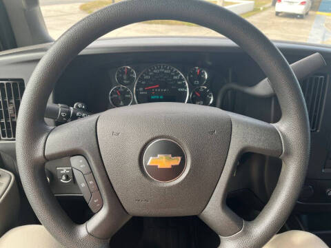 2024 Chevrolet Express 2500