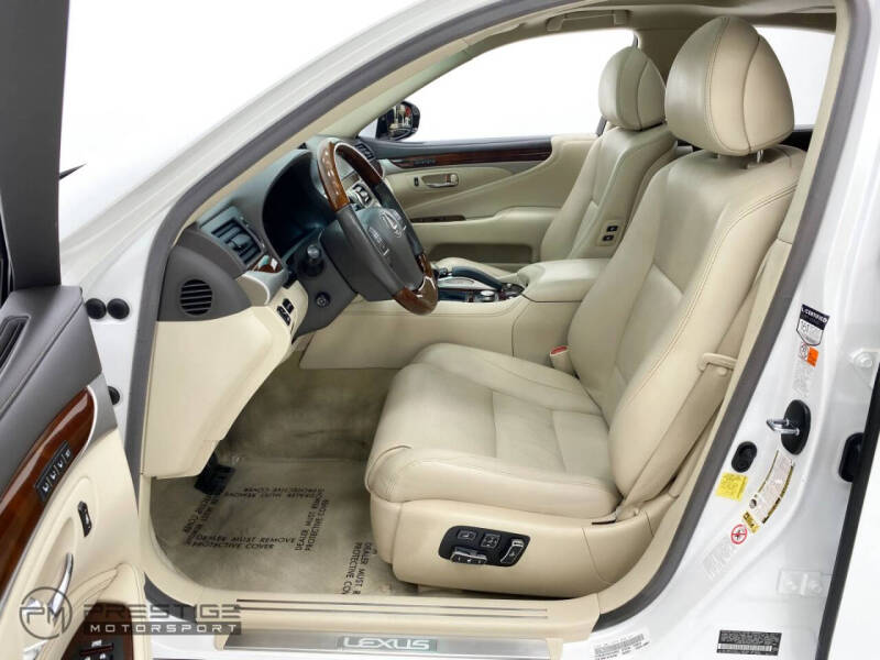 2016 Lexus LS 460