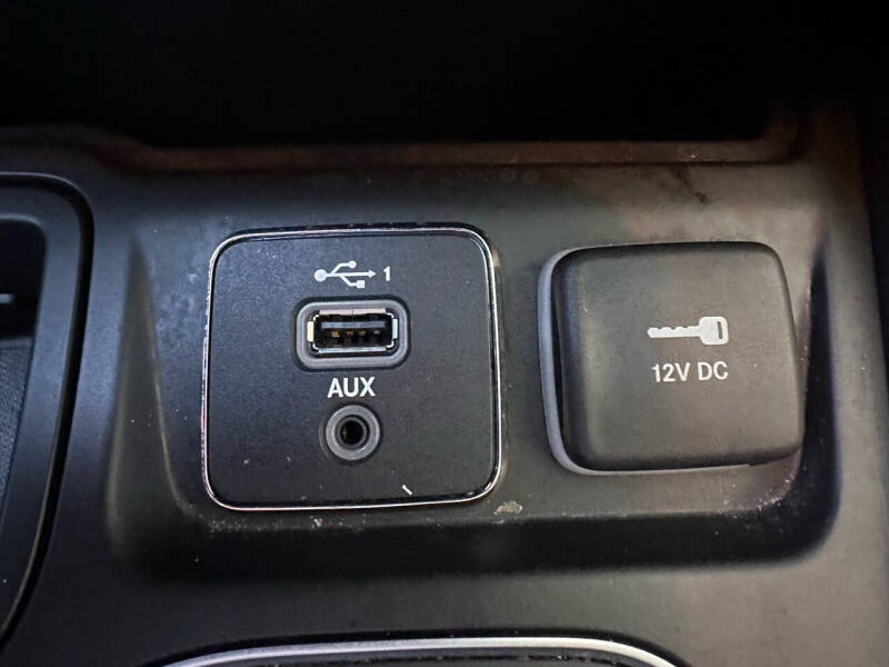 2020 Jeep Cherokee Altitude