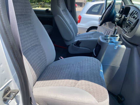 2002 Ford E-Series E-350 SD XLT