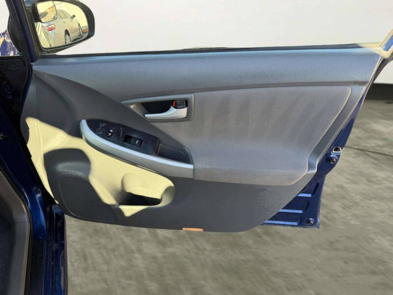 2011 Toyota Prius Five