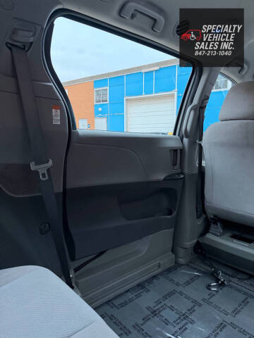 2015 Toyota Sienna L 7-Passenger