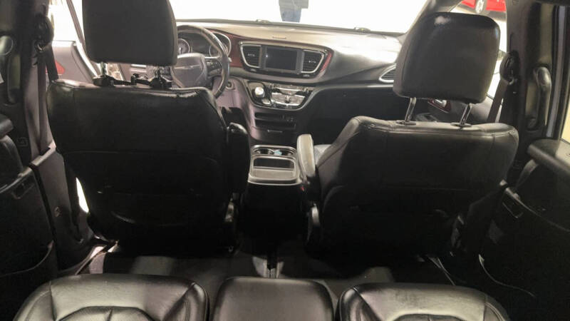 2020 Chrysler Pacifica Touring L 35th Anniversary