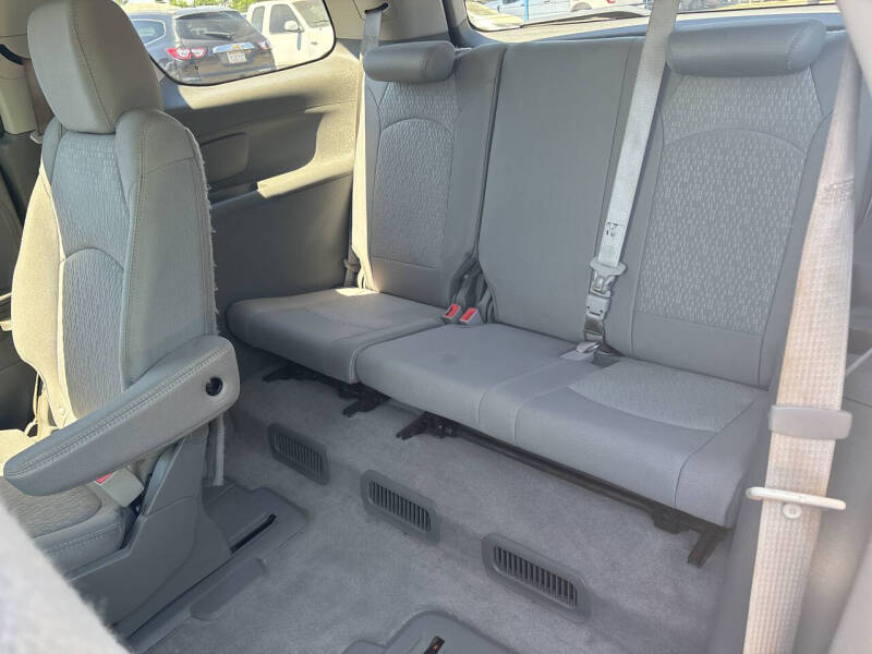 2014 GMC Acadia SLE-2