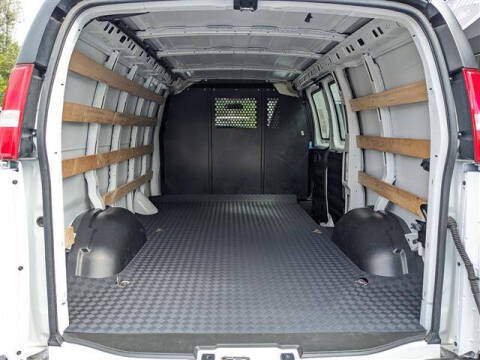 2024 GMC Savana 2500