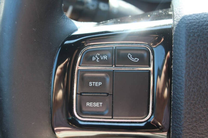 2016 Dodge Grand Caravan SXT Plus