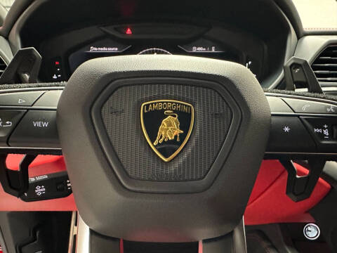 2022 Lamborghini Urus