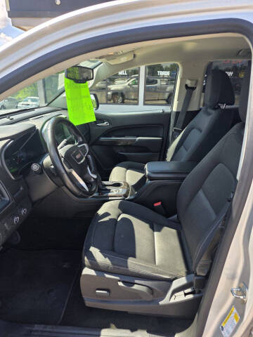2018 GMC Canyon SLE