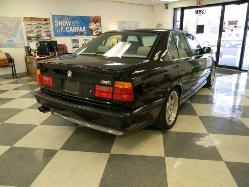 1991 BMW M5