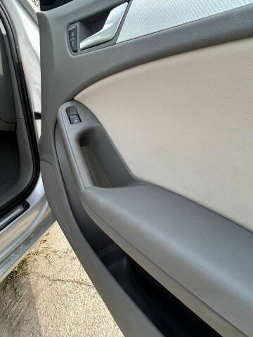 2011 Audi A4 2.0T Premium Plus