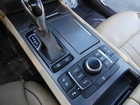 2015 Hyundai Genesis