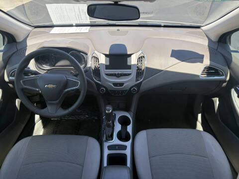 2018 Chevrolet Cruze LS Auto