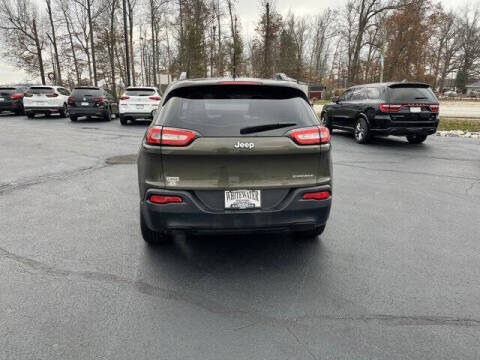 2015 Jeep Cherokee Sport