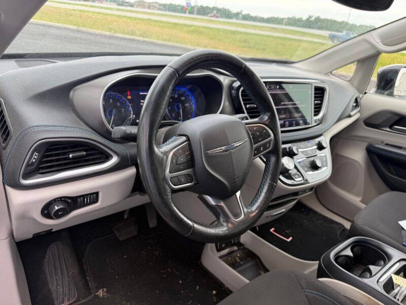2021 Chrysler Pacifica Touring