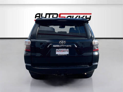 2022 Toyota 4Runner SR5