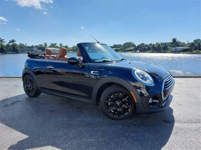 2018 MINI Convertible Cooper