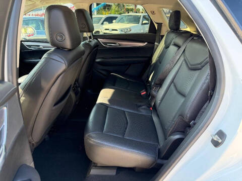 2017 Cadillac XT5 Premium Luxury