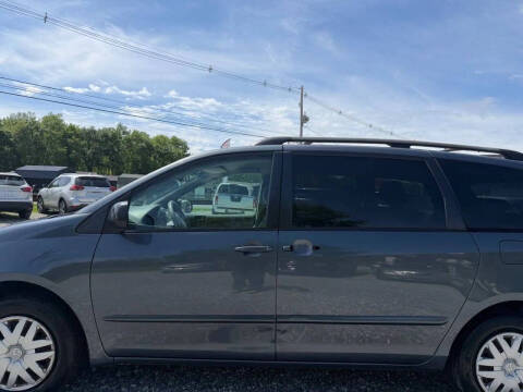 2006 Toyota Sienna LE 7 Passenger