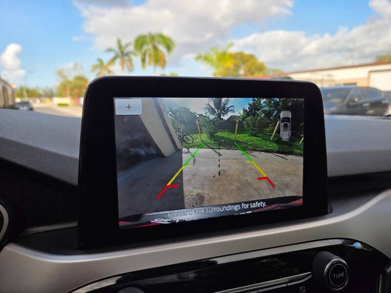 2020 Ford Escape SEL