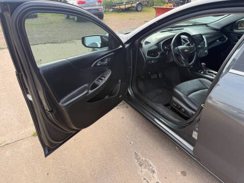 2017 Chevrolet Malibu LT