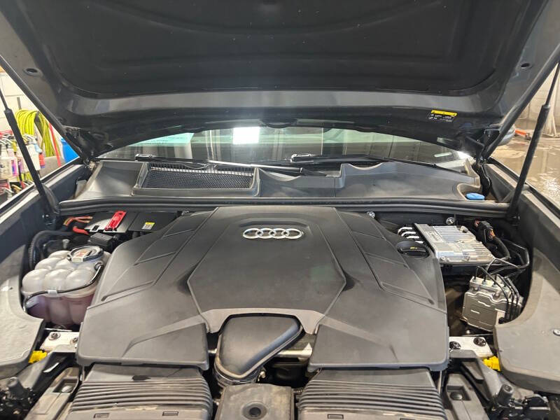 2023 Audi Q8 quattro Premium Plus 55 TFSI