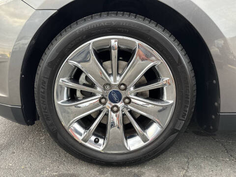 2011 Ford Taurus Limited