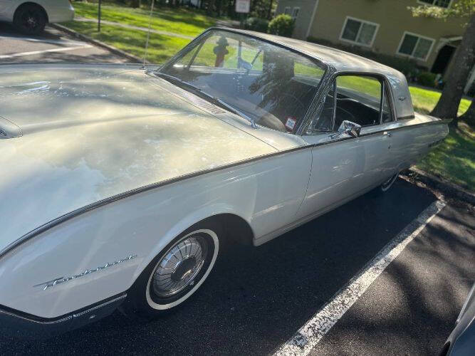 1962 Ford Thunderbird