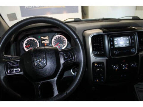 2018 RAM 1500 SLT