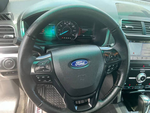 2017 Ford Explorer Sport