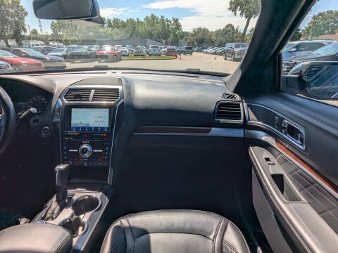 2018 Ford Explorer Platinum