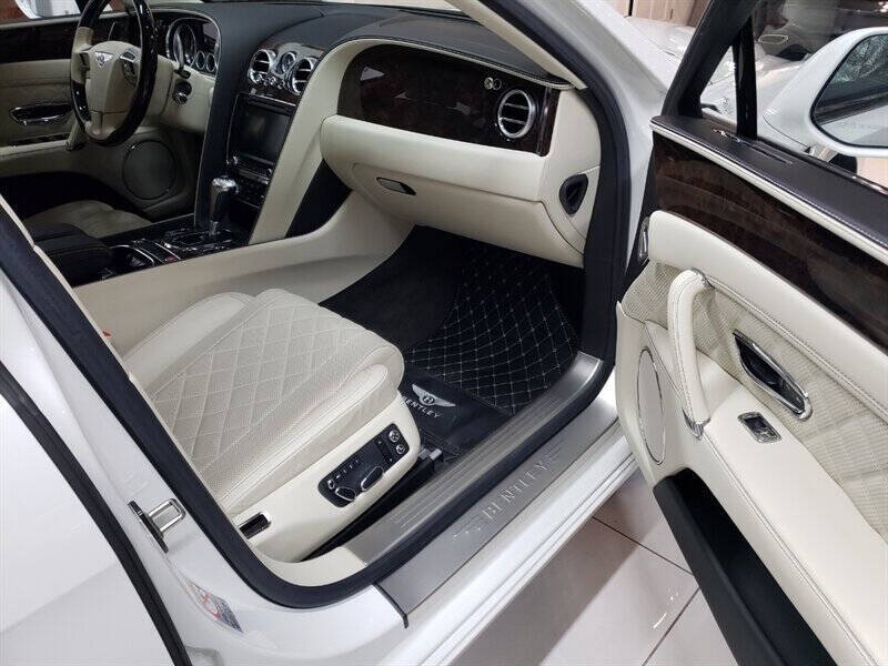 2018 Bentley Flying Spur 39