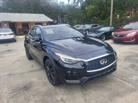 2017 Infiniti QX30 Luxury