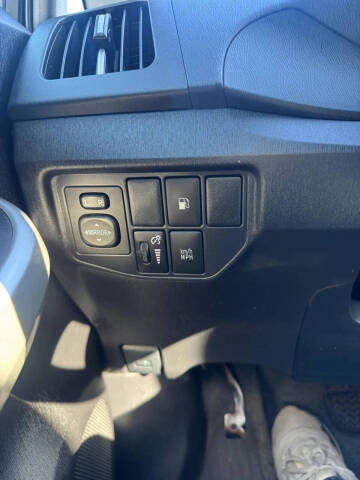 2015 Toyota Prius Plug-in Hybrid