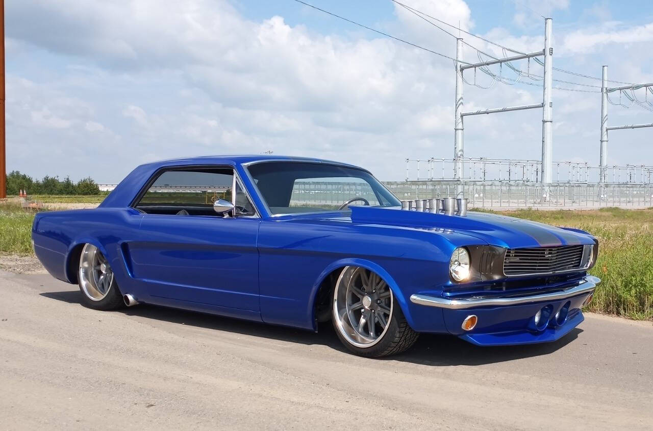 1966 Ford Mustang 1