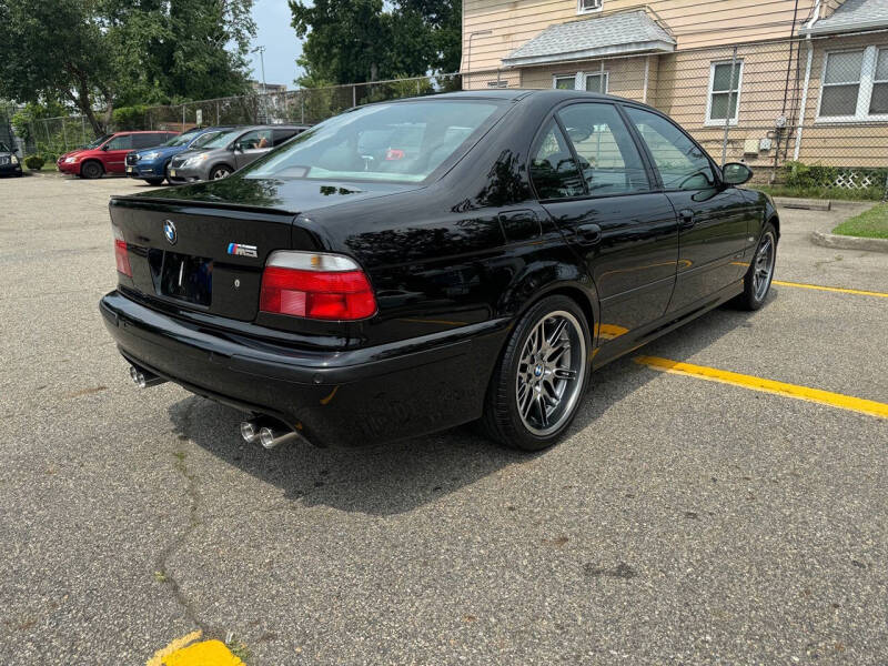 2000 BMW M5