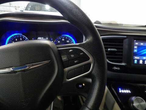 2021 Chrysler Voyager L