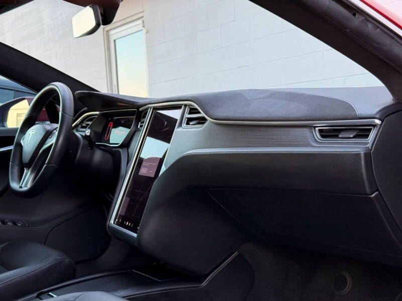 2016 Tesla Model S