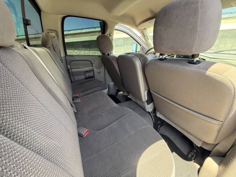 2004 Dodge Ram 2500 SLT