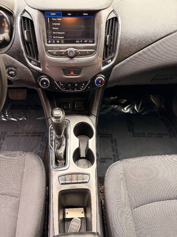 2019 Chevrolet Cruze LT