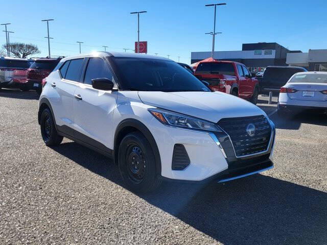 2024 Nissan Kicks S