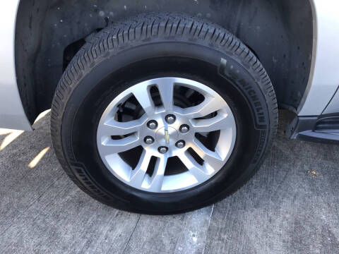 2019 Chevrolet Suburban LT