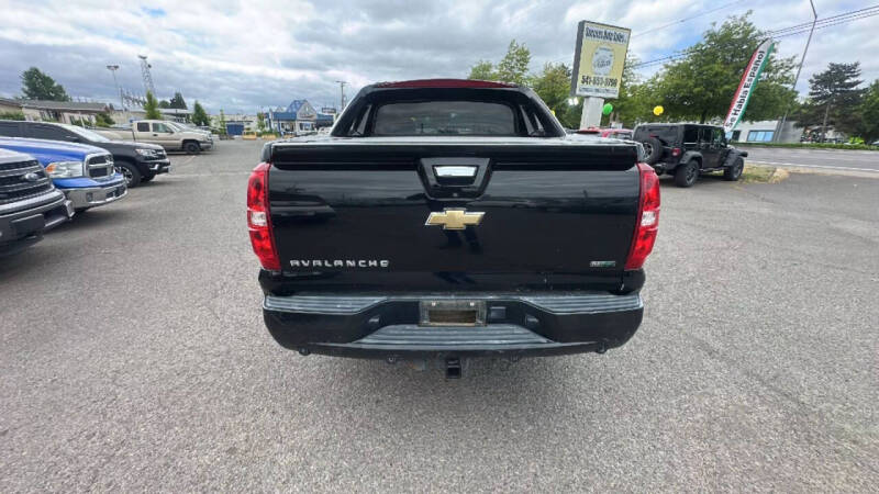 2011 Chevrolet Avalanche LT