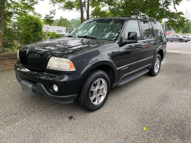 2005 Lincoln Aviator for sale at ANDONI AUTO SALES in Worcester MA