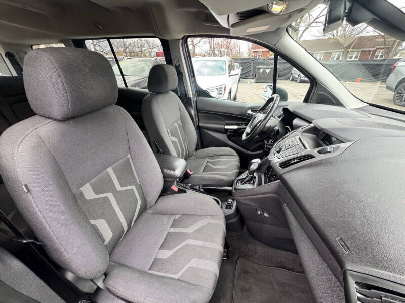 2017 Ford Transit Connect XLT